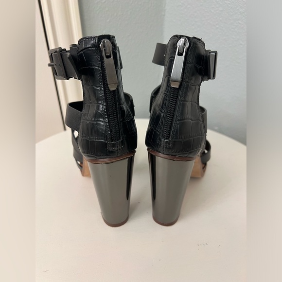 BCBG Max Azria black leather strappy sandal with chunky metallic heel. Size 8M. - Picture 3 of 7